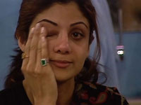 shilpa shetty crying