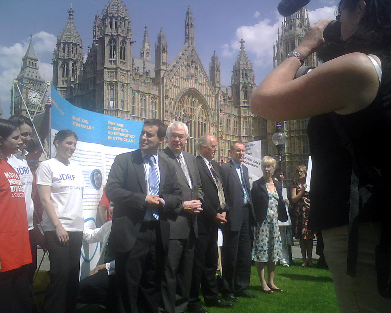 Evan Harris et al
